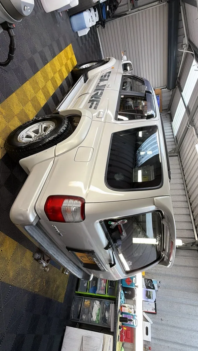 Toyota Hilux Surf KZN185 - Image 4