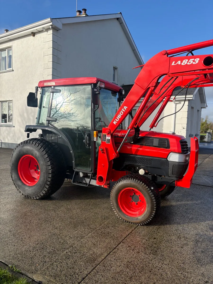 Kubota L5030 Compact Tractor - Image 1