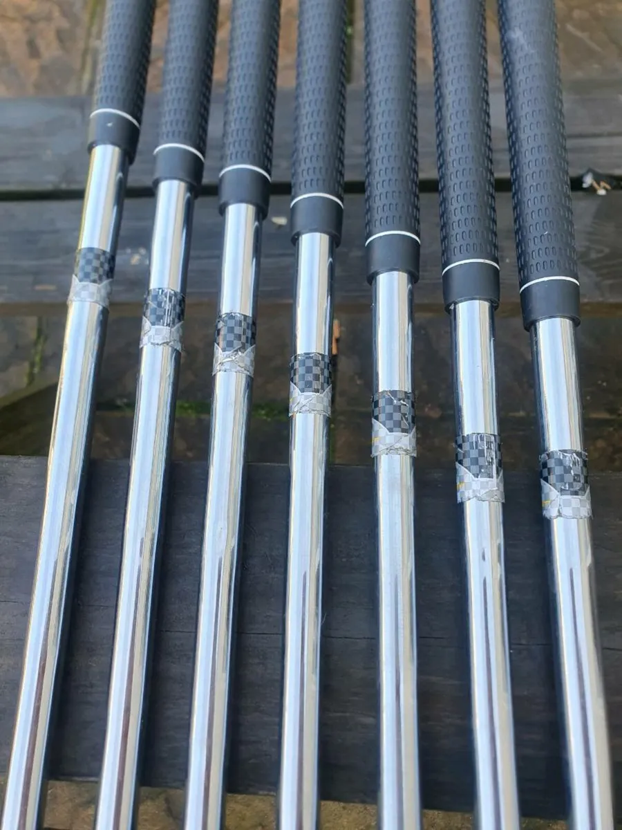 Spotless taylormade burner plus irons - Image 4