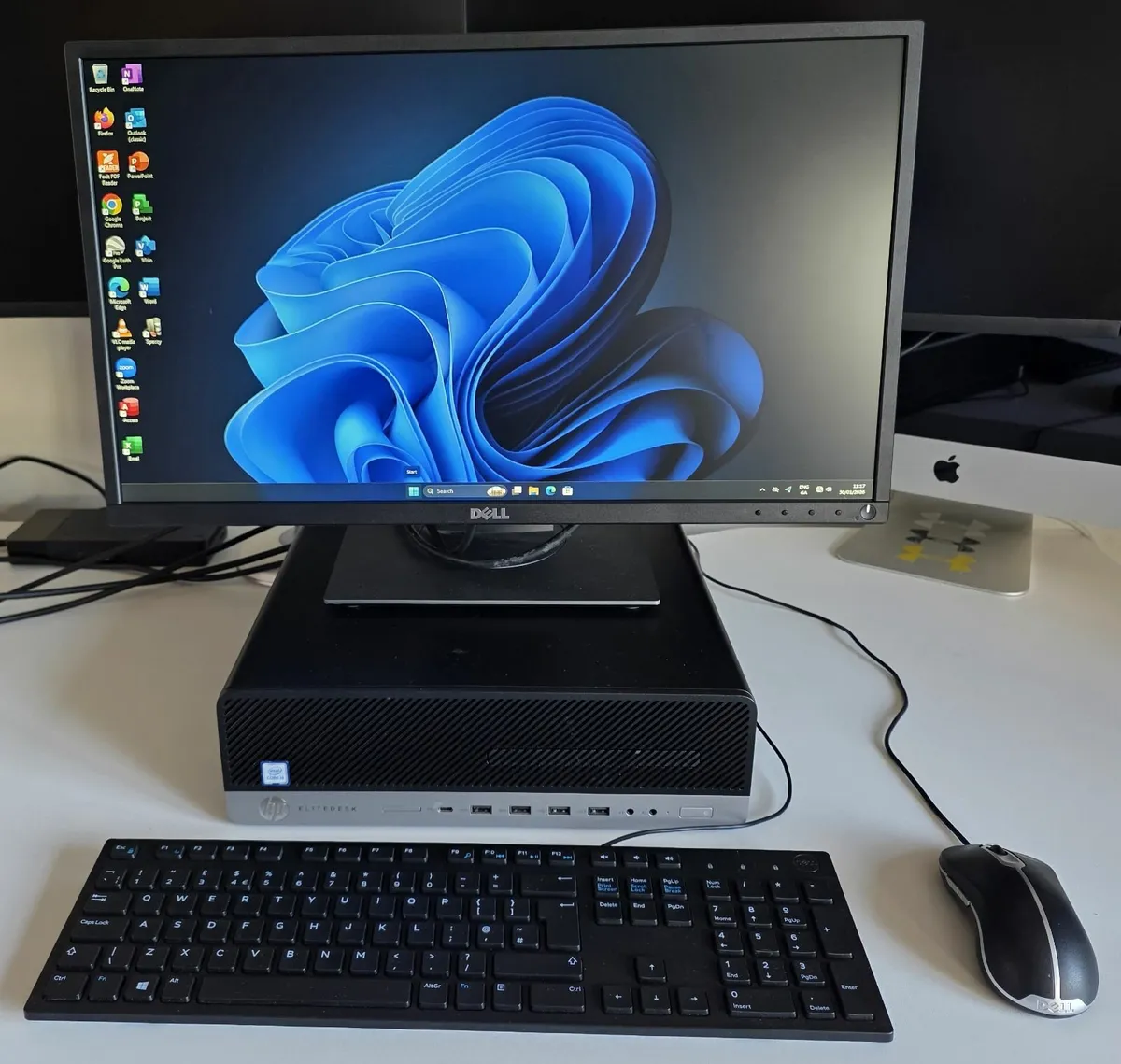 HP EliteDesk 800 G5 Computer - Complete - Image 1