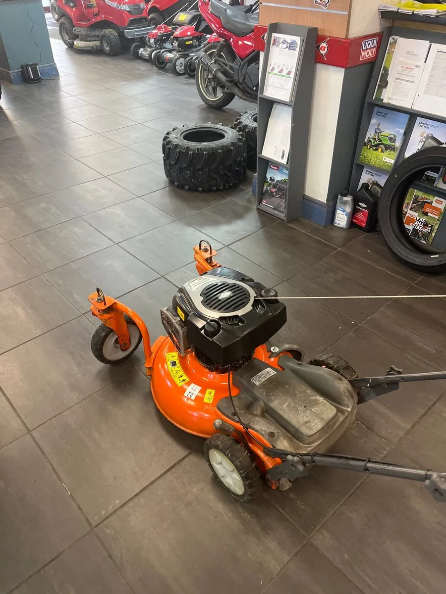 Lawnmowers - Image 4