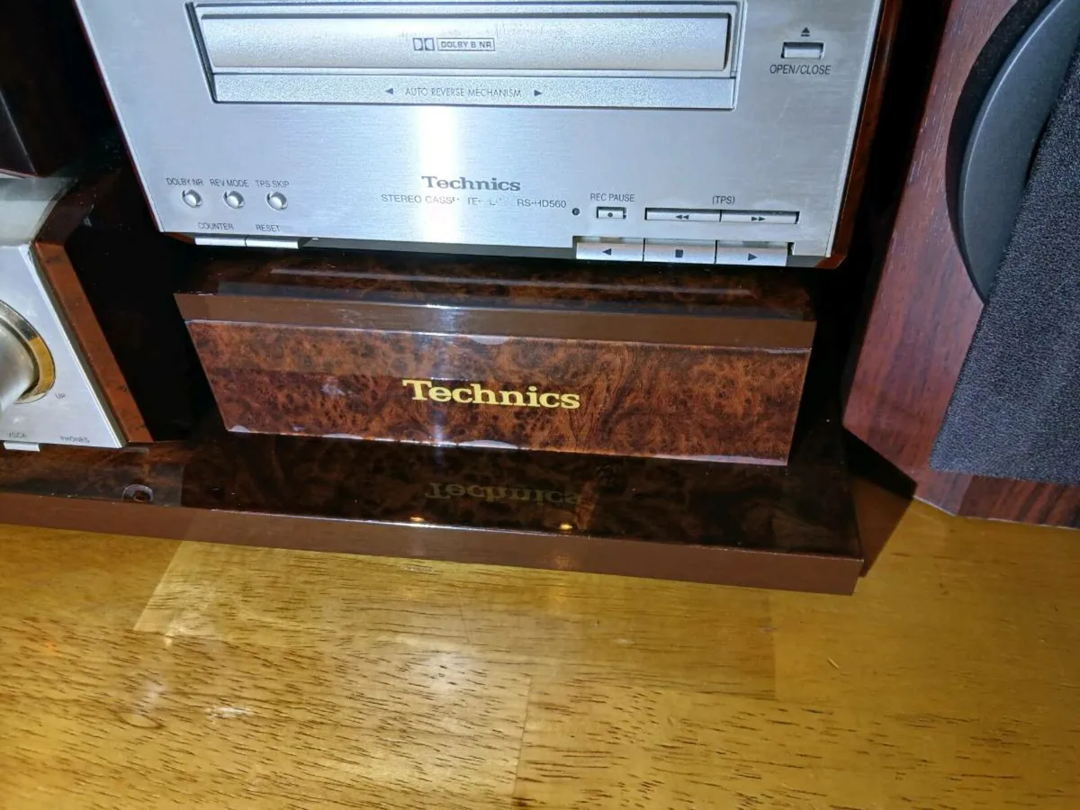 Technics hi fi system. - Image 2