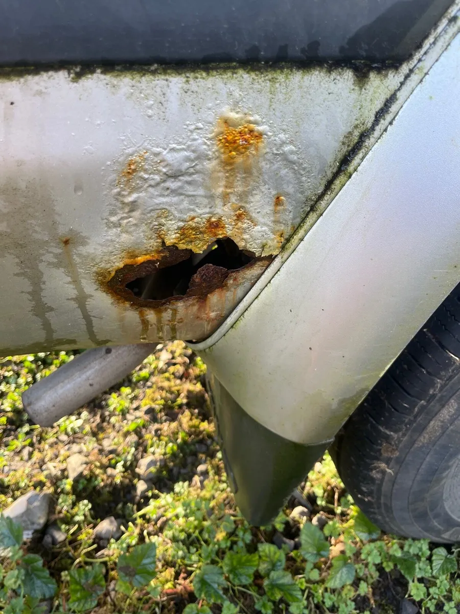 Mitsubishi L200 - Image 3