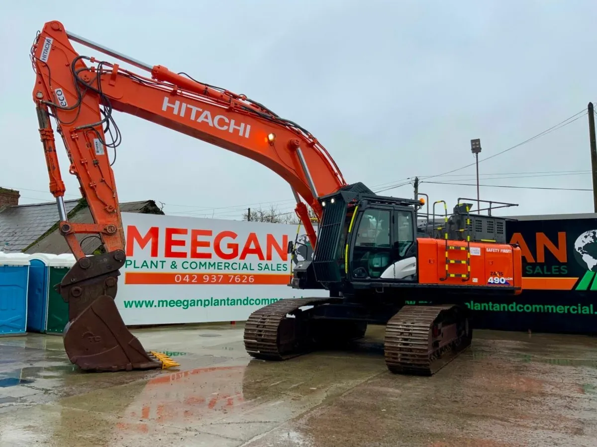 2018 HITACHI 490 LCH TRACK MACHINE.....8541 hrs. - Image 1