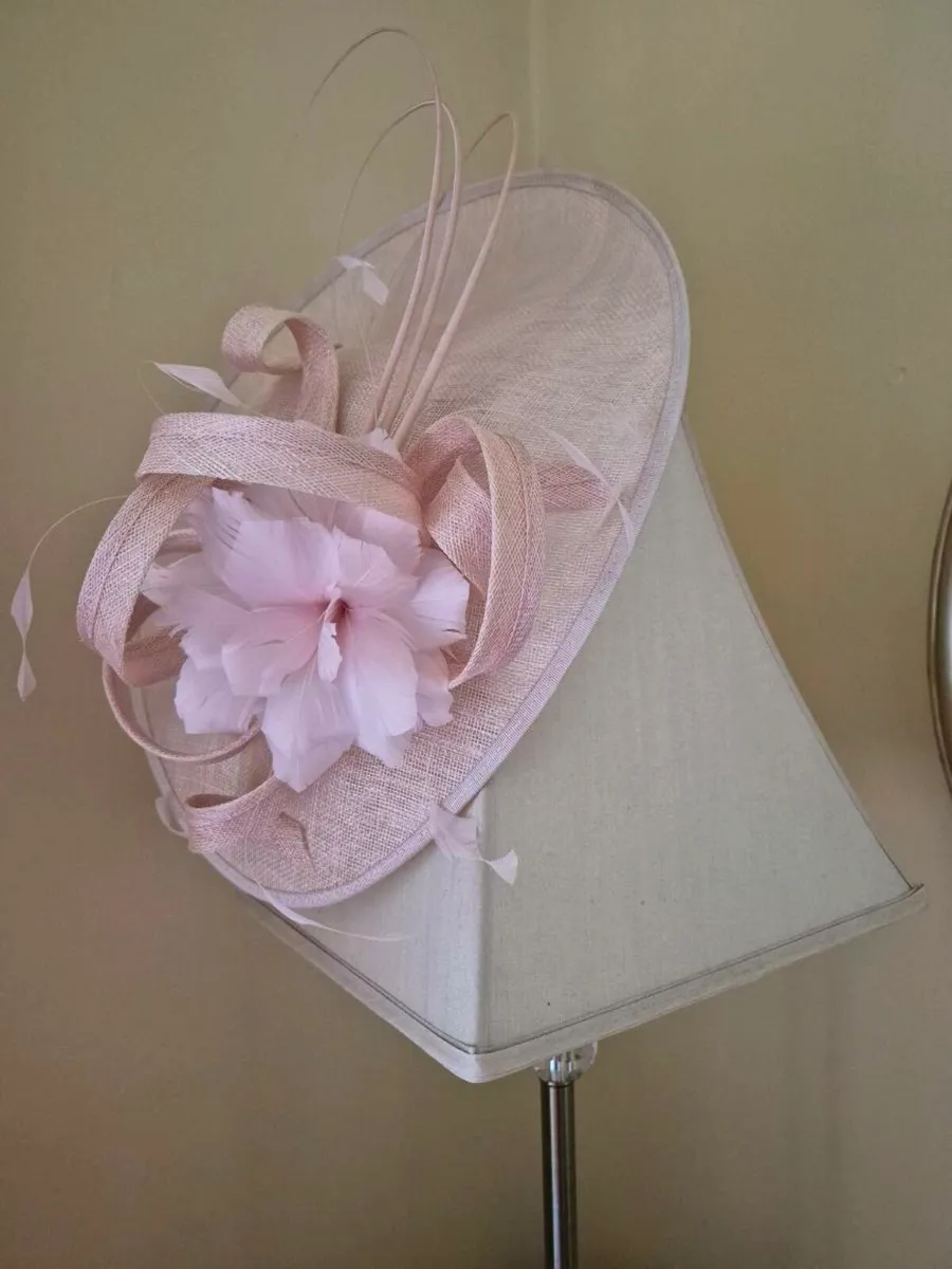 Mother of the Bride hat - Image 2