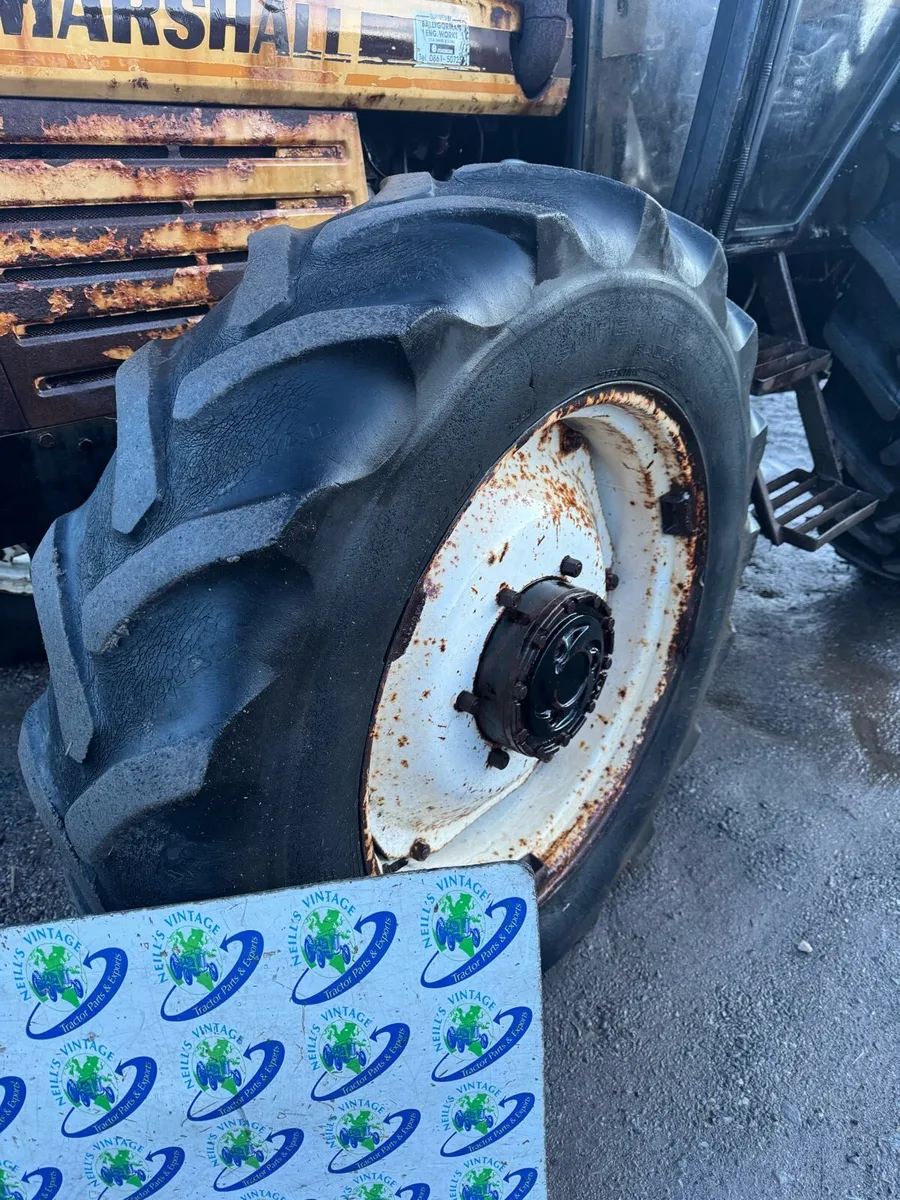 4WD Marshall 804 - Image 2