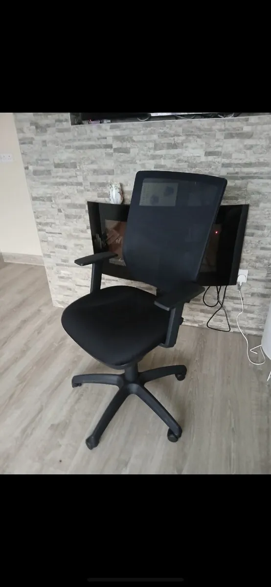 OA Mesh 2-Lever Task Chair - Image 1