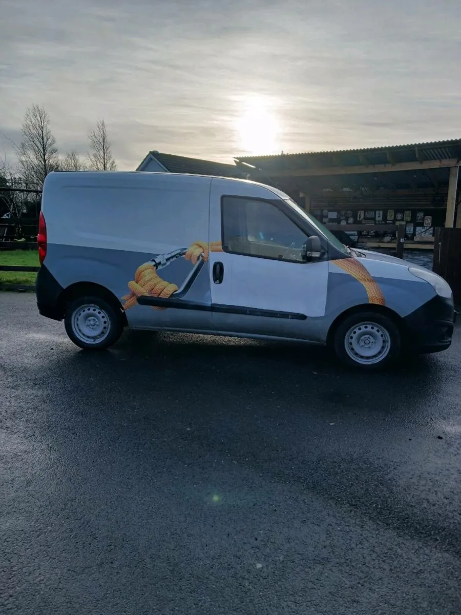 Van for sale - Image 3