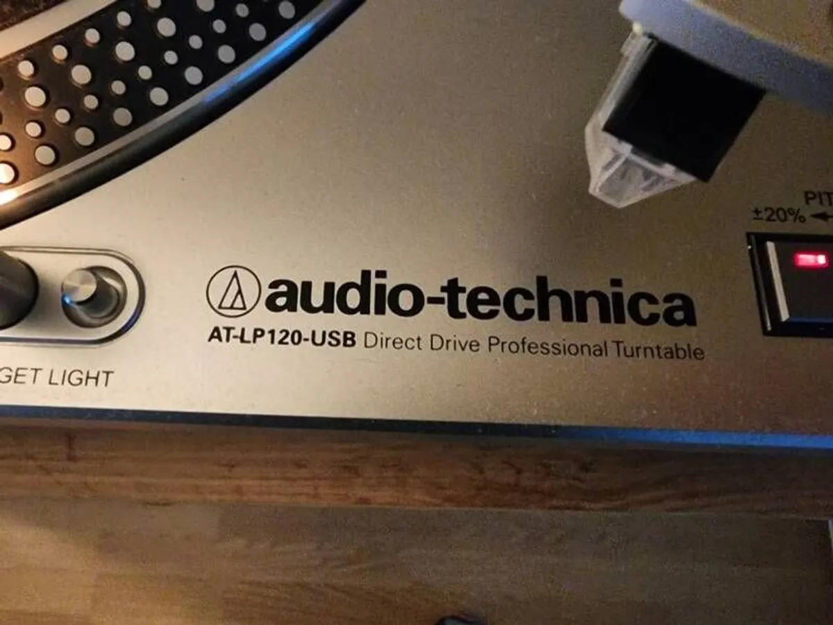 Audio Technica record player - Image 3