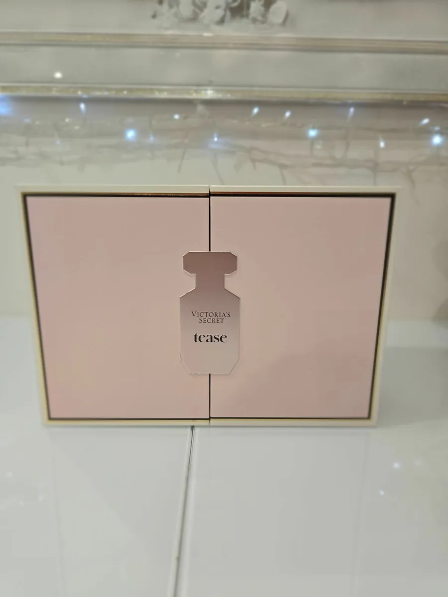 Victoria Secret 5 pieces Perfume Set - Image 2