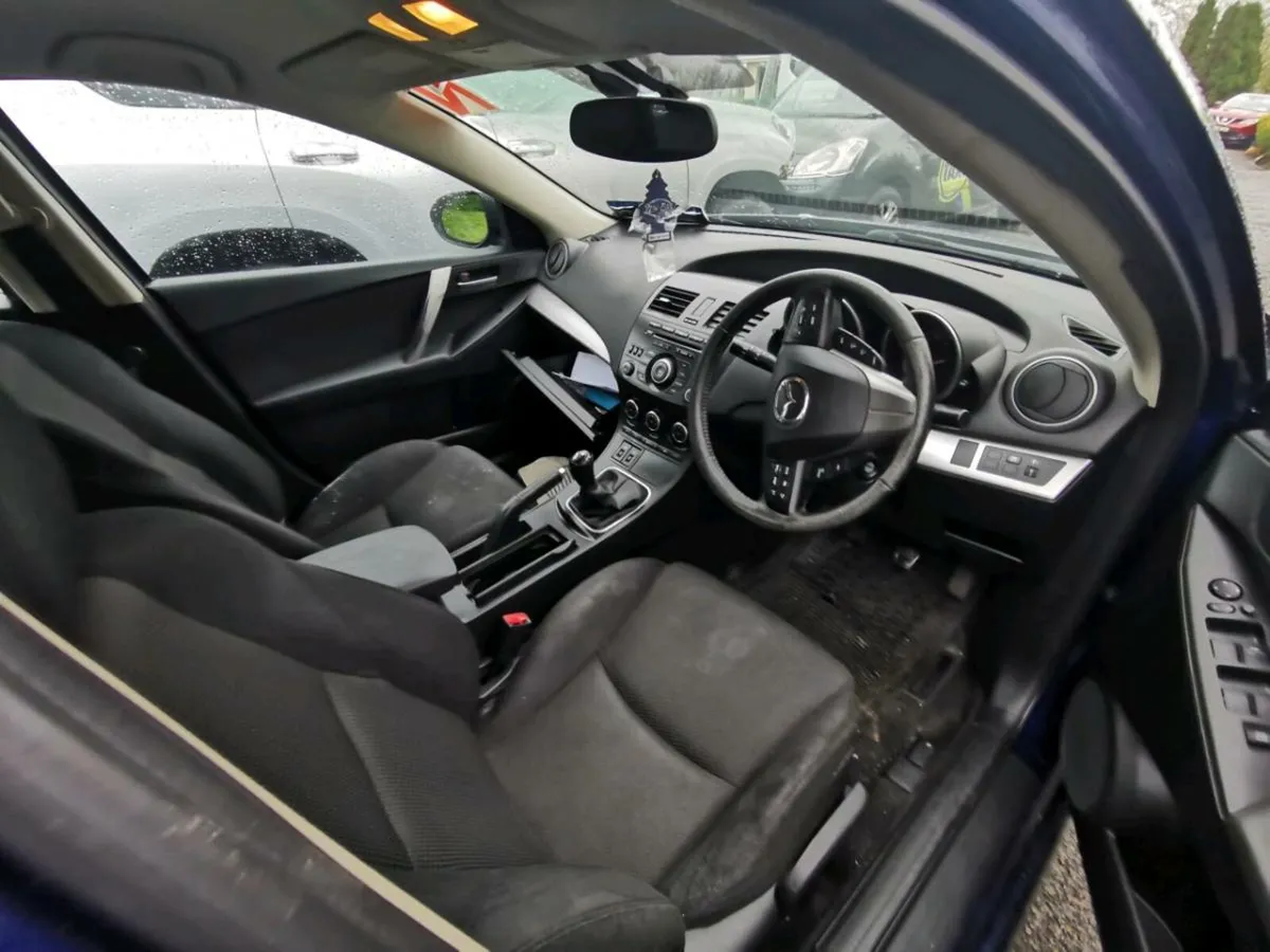 131 Mazda 3 1.6 Diesel NCT &. Tax 3/26 - Image 3