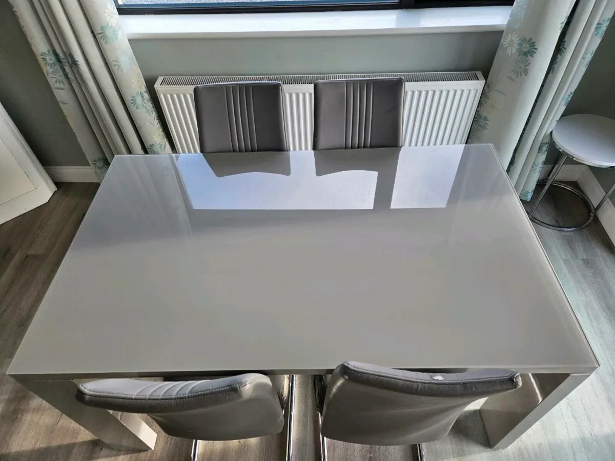 Glass top table & 4 chairs - Image 3