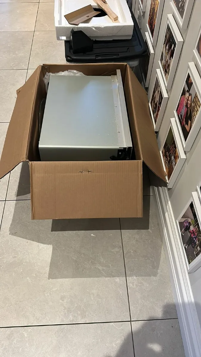 AirBnB Full Contents for sale - Image 4