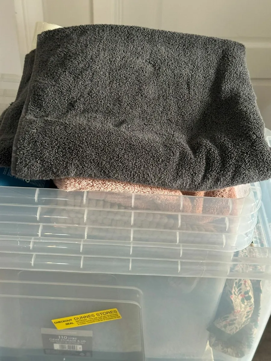 AirBnB Full Contents for sale - Image 1