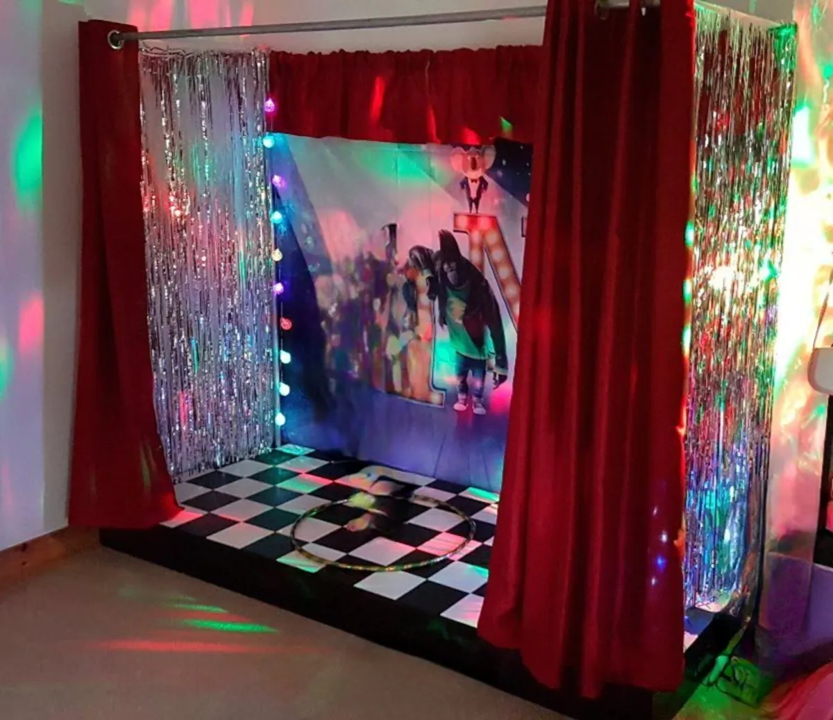 Playroom stage