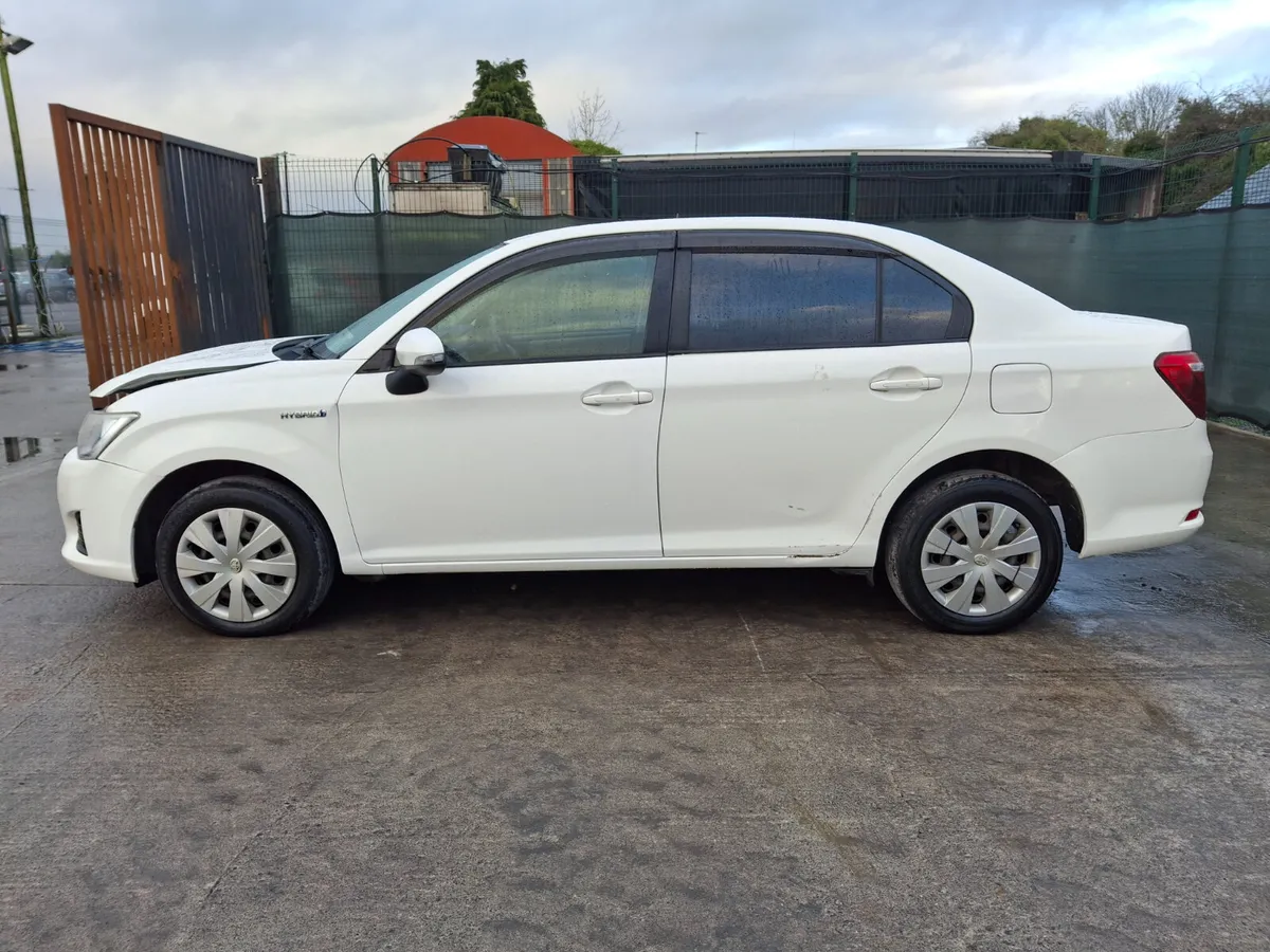 2015 Toyota Corolla 1.5 Hybrid Automatic - Image 2