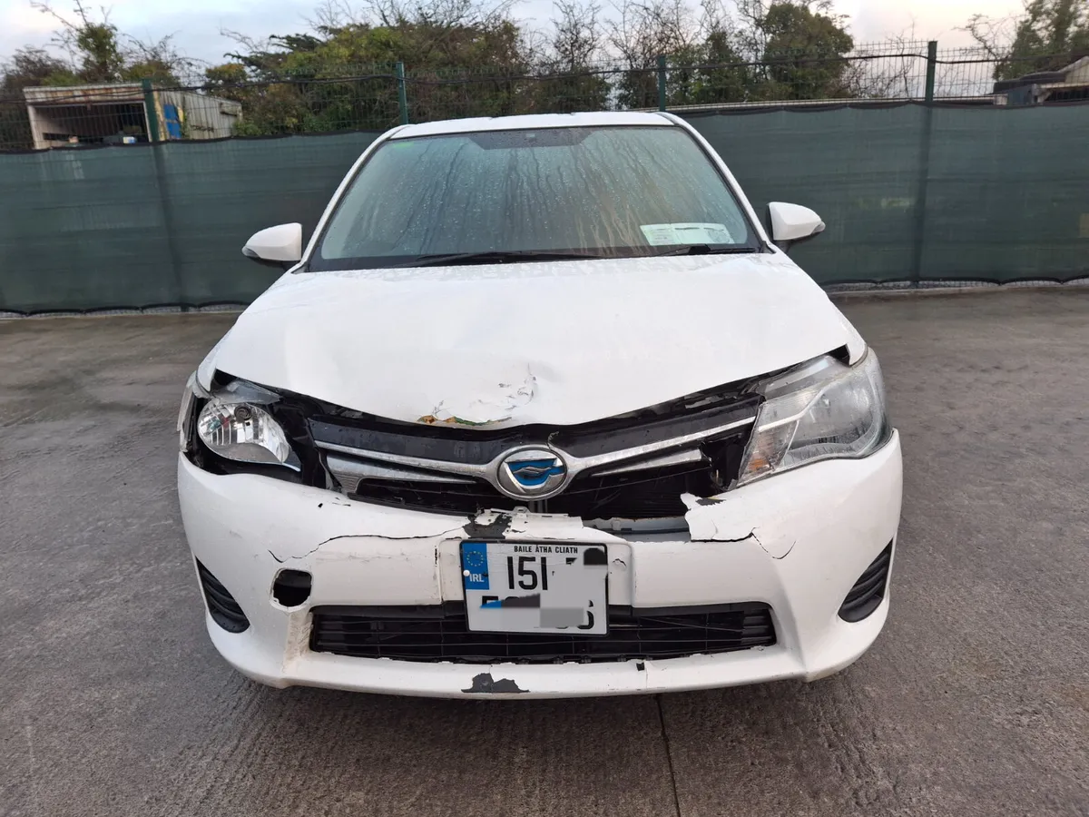 2015 Toyota Corolla 1.5 Hybrid Automatic - Image 4