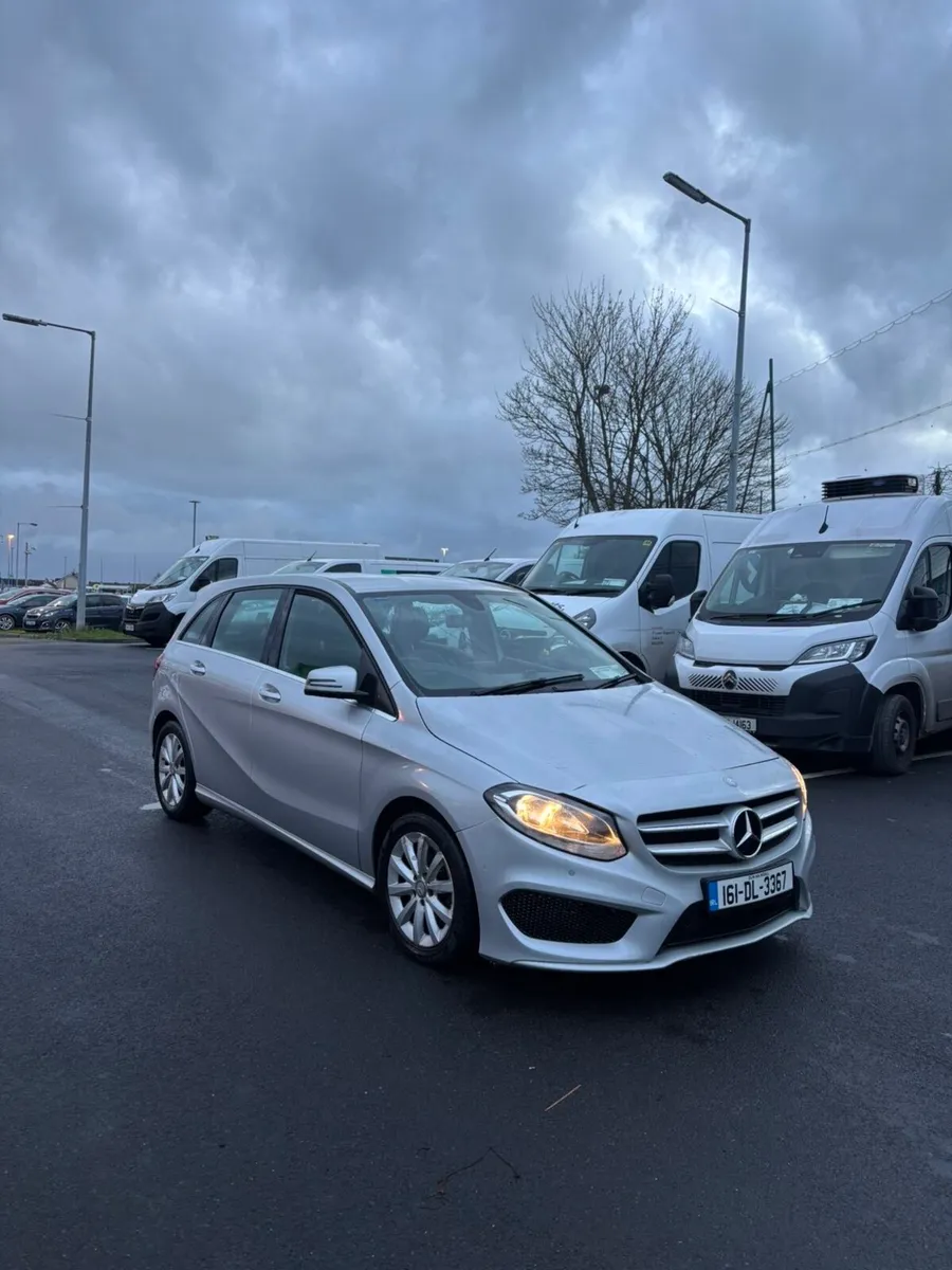 Mercedes b200 - Image 4