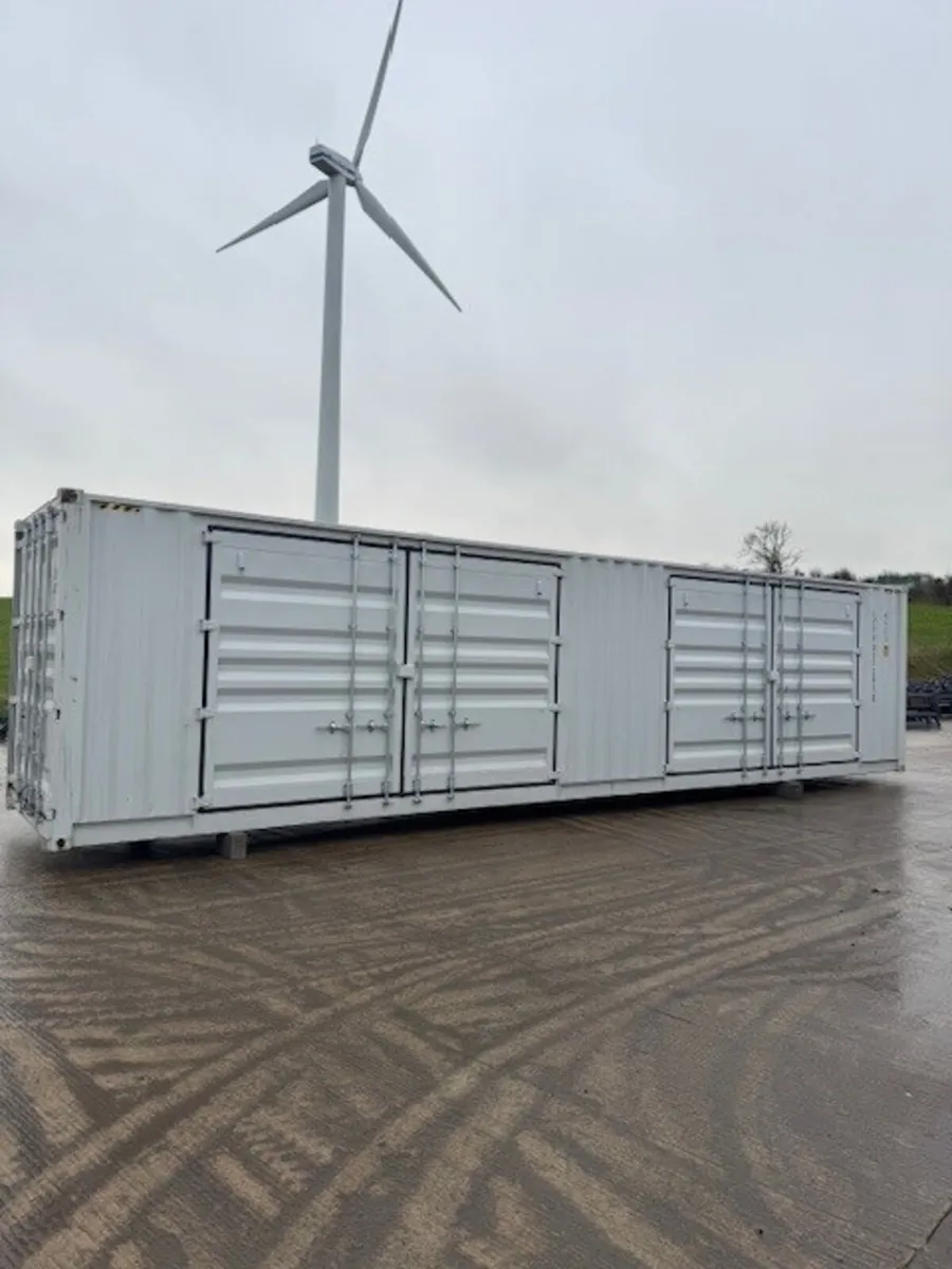 40FT HIGH CUBE CONTAINER - Image 1
