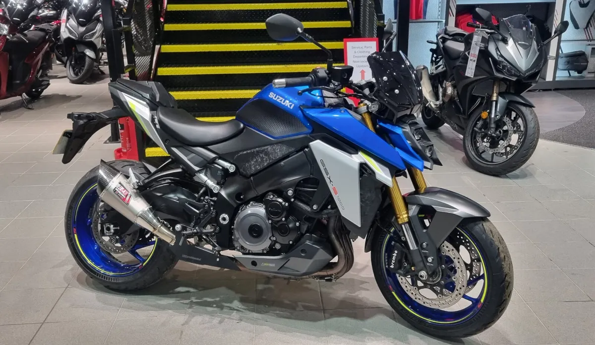 Suzuki GSX-S1000 - Image 1