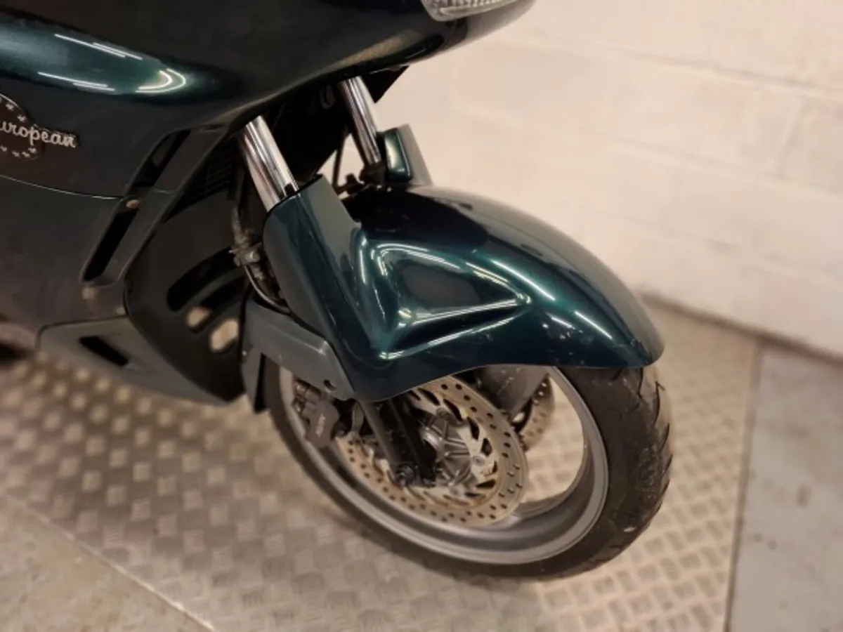 Honda Pan European st1100 1998 - Image 3