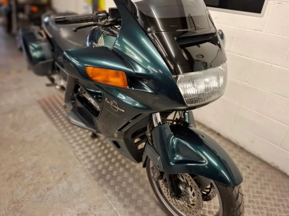 Honda Pan European st1100 1998 - Image 2