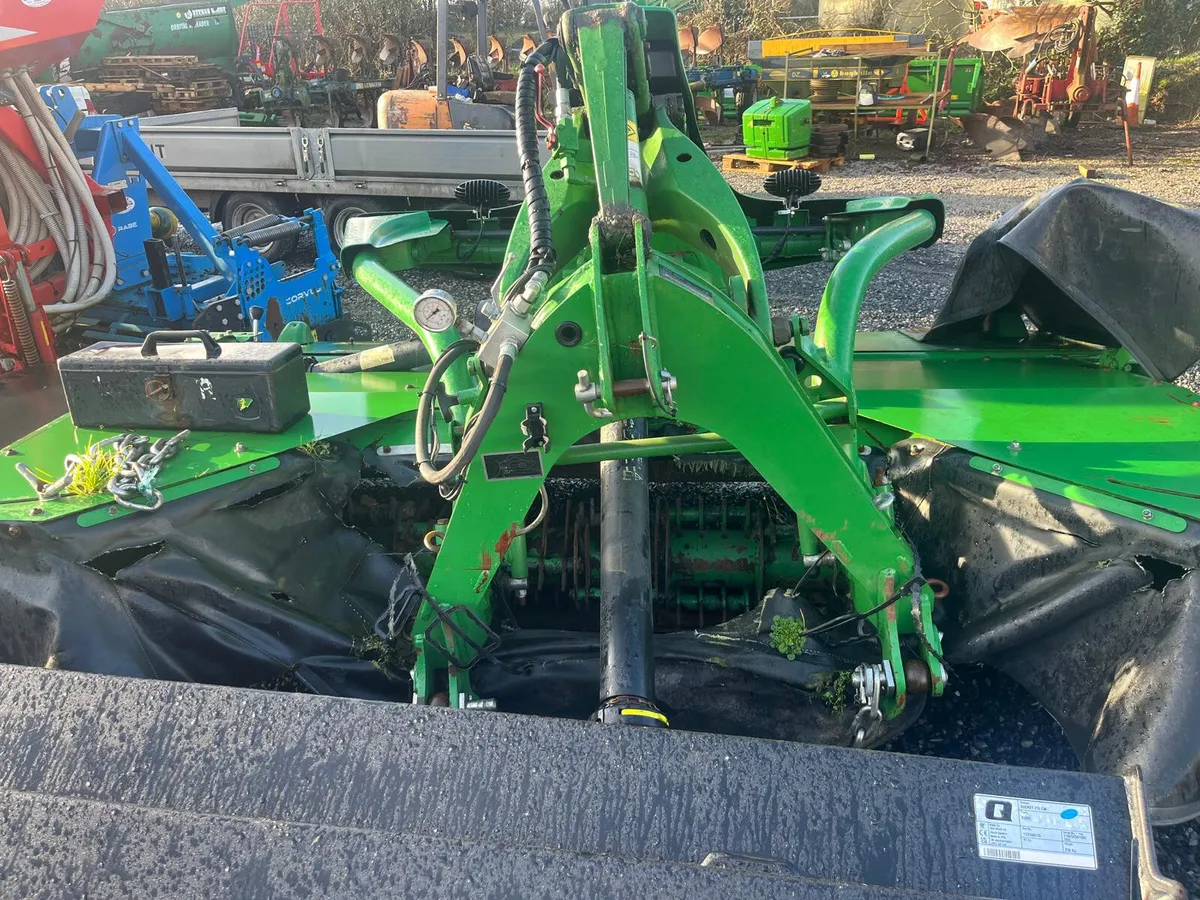 2017 John Deere F310R - Image 3