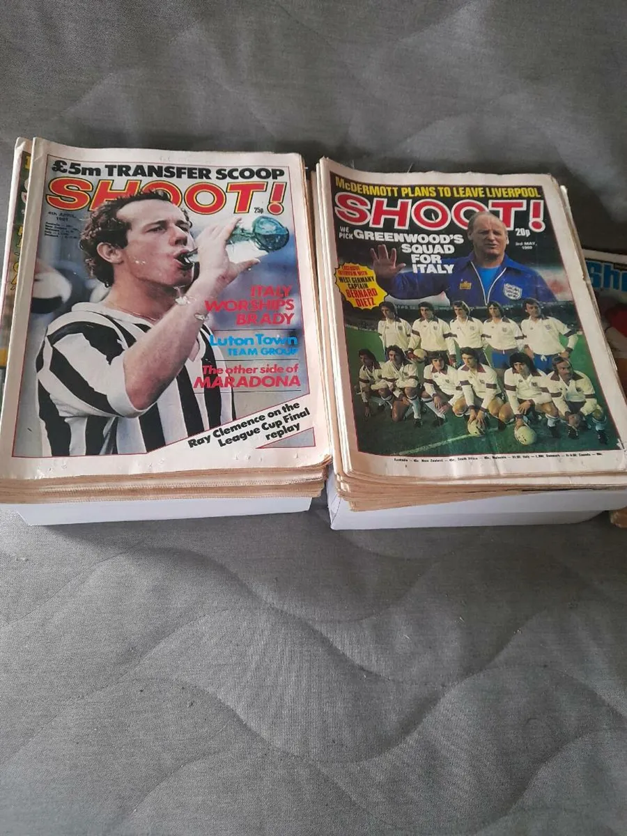 Shoot.soccer.magezines. - Image 1