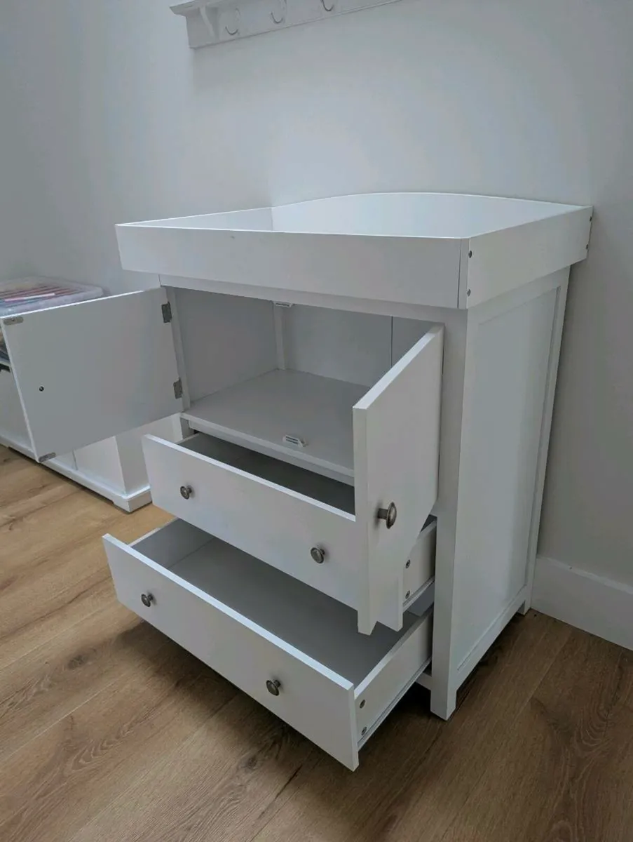 Changing Table - Image 2
