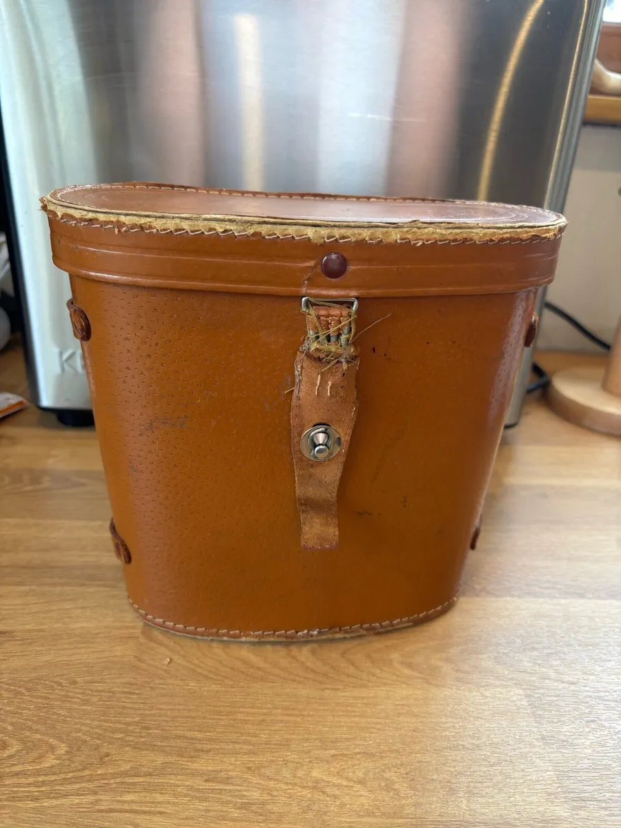 Antique binoculars - Image 1