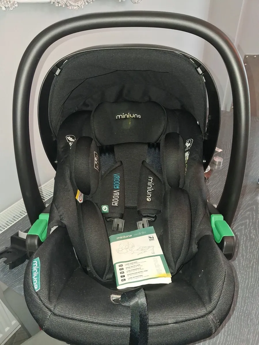 Car seat - Image 3