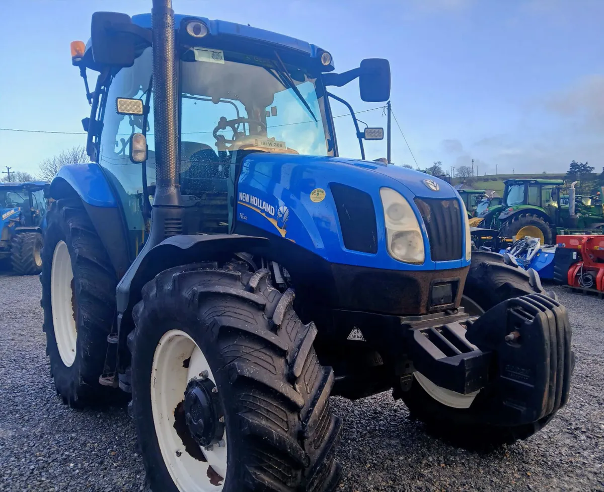 2015 New Holland T6160 - Image 1