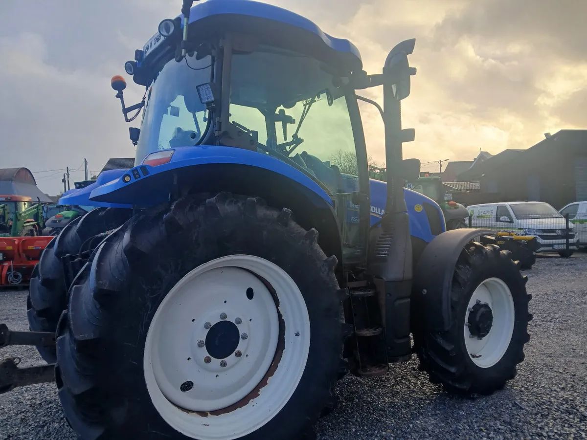 2015 New Holland T6160 - Image 4
