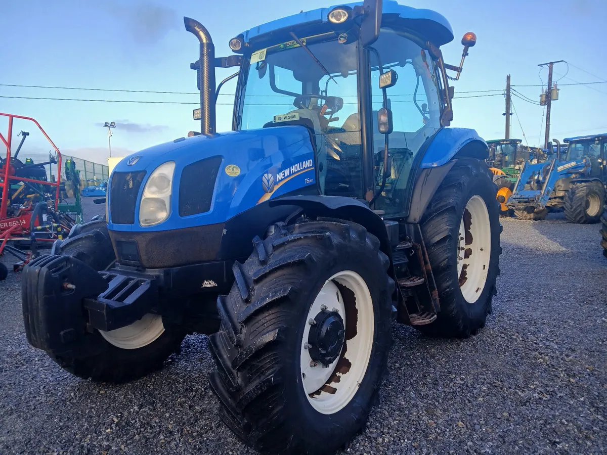 2015 New Holland T6160 - Image 2