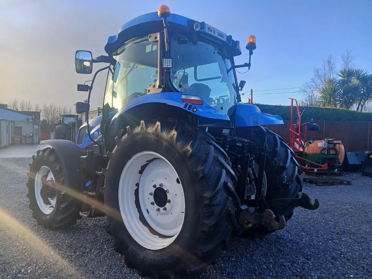 2015 New Holland T6160 - Image 3