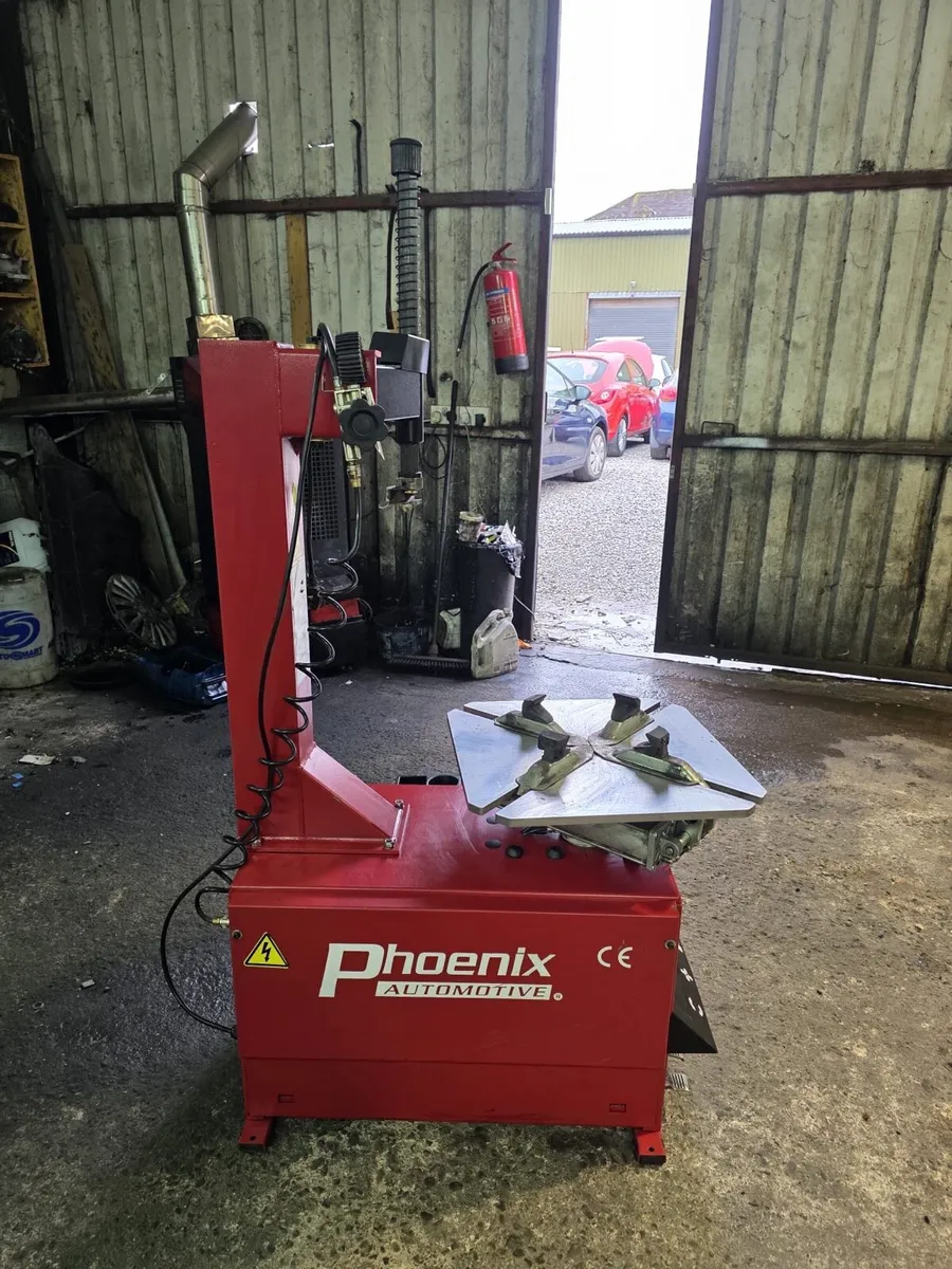 Phoenix automotive tyers change machine - Image 3