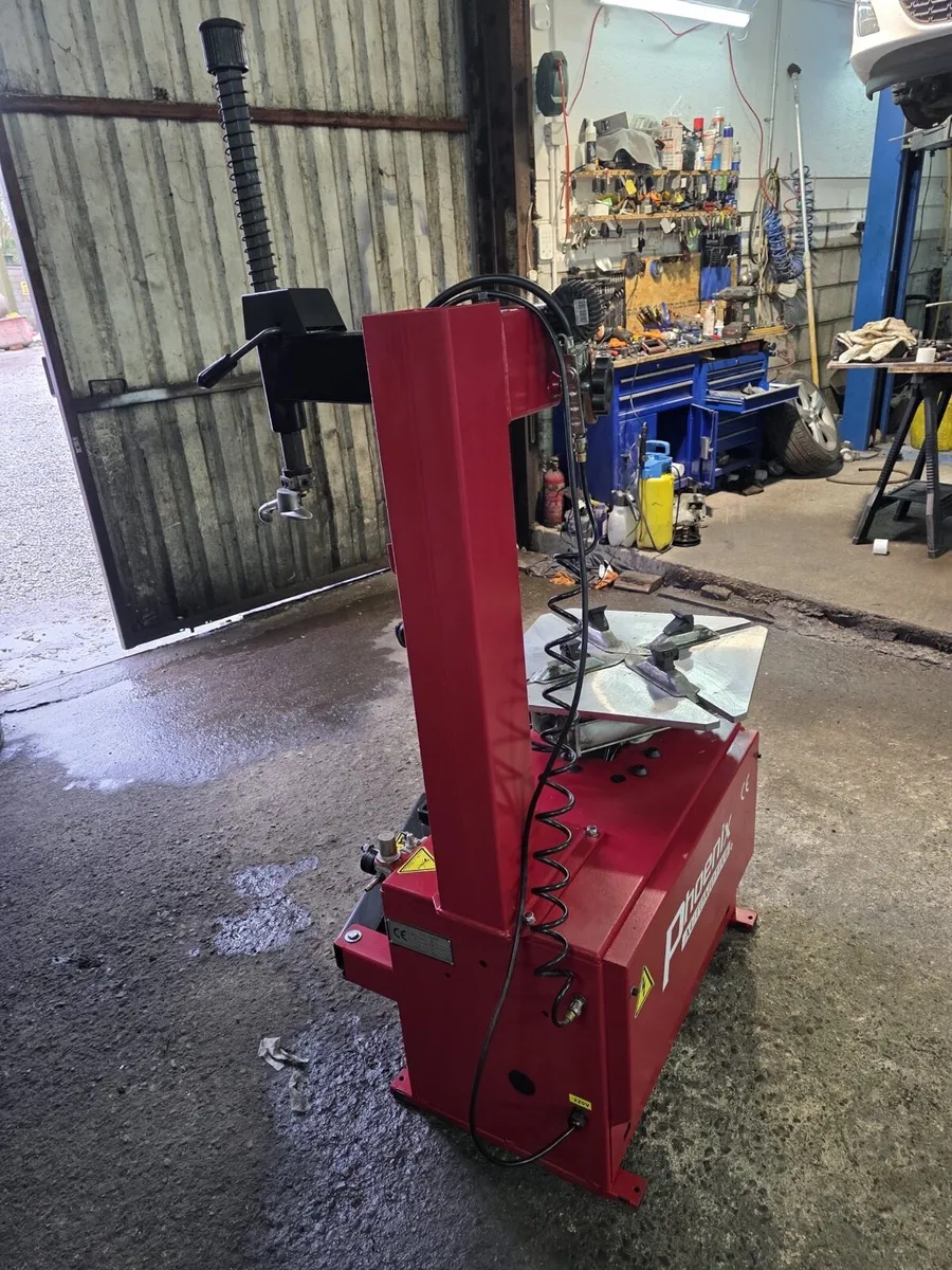 Phoenix automotive tyers change machine - Image 4