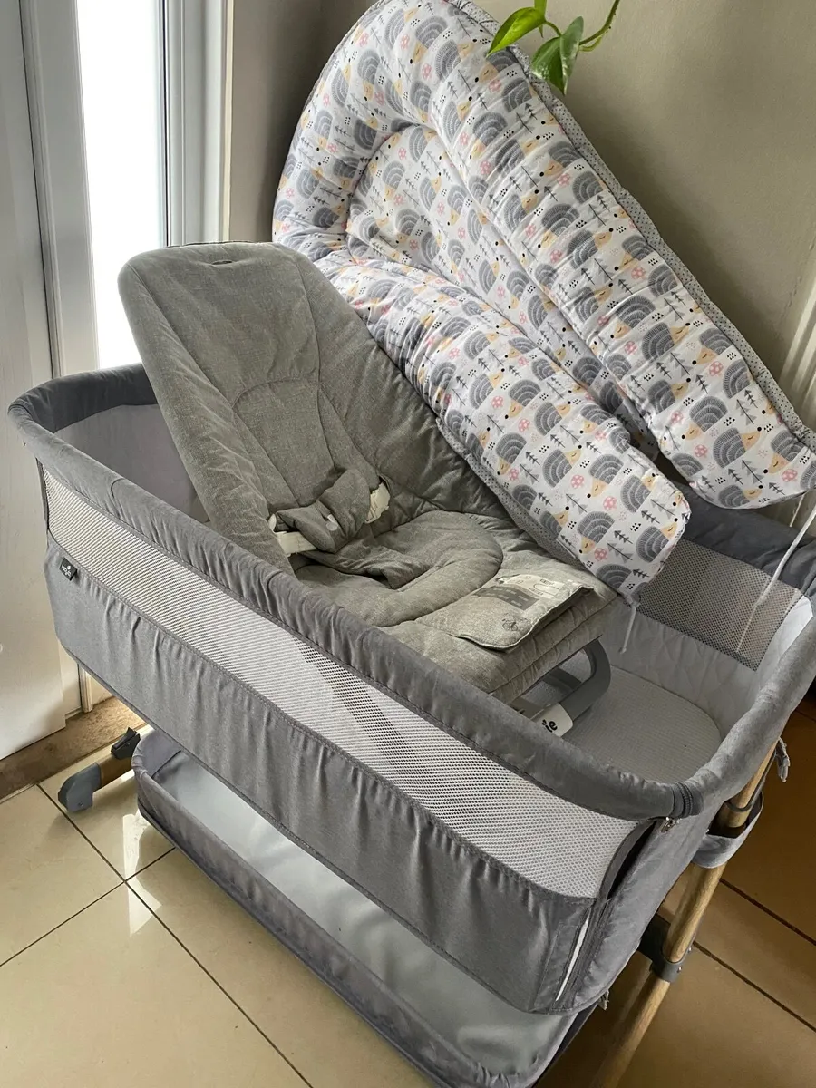 Next To Me, Baby Rocker and Suz Pod - Image 1