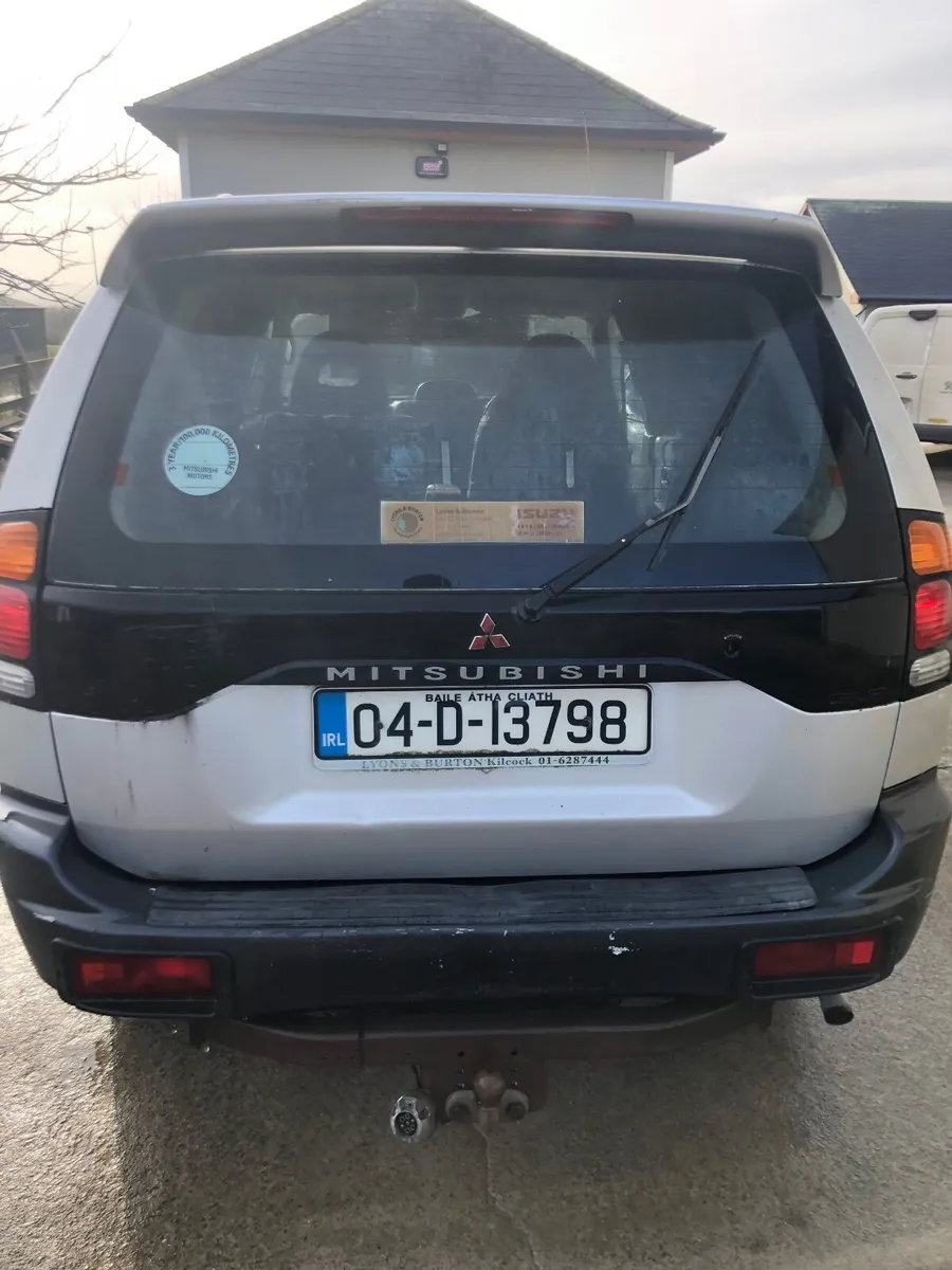 Mitsubishi Pajero 2004 - Image 1