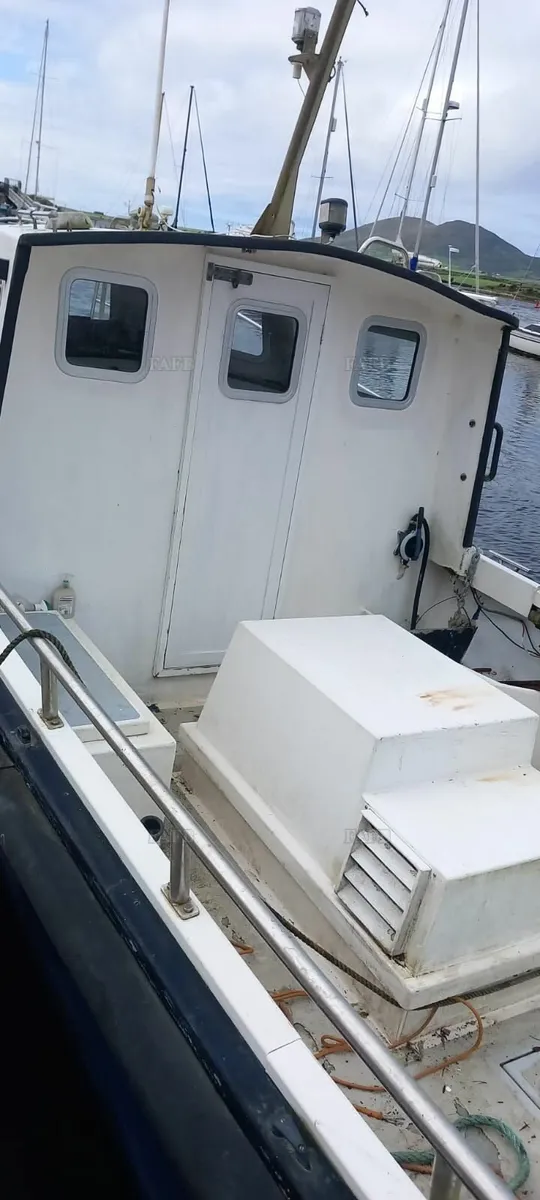 Cheverton boat - Image 4