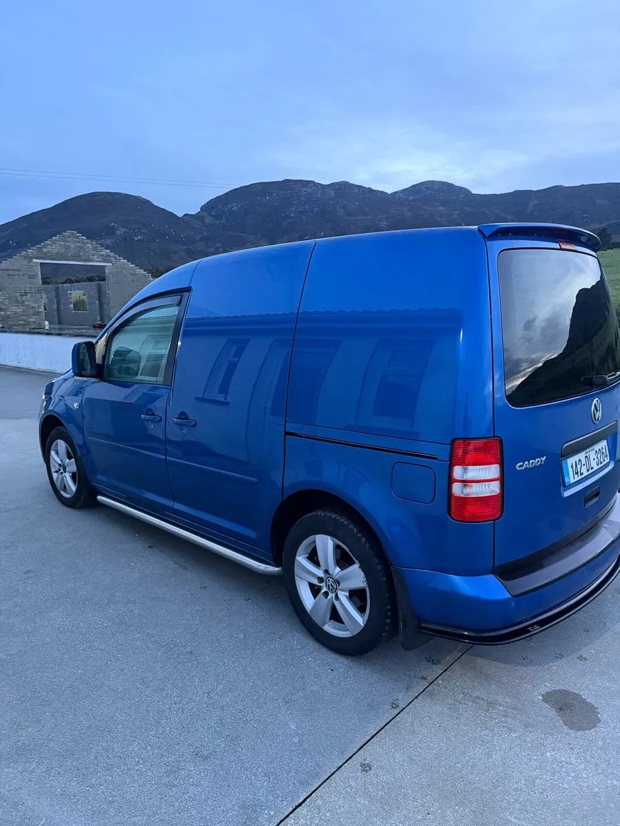 Vw caddy 2 litre 6 speed - Image 2