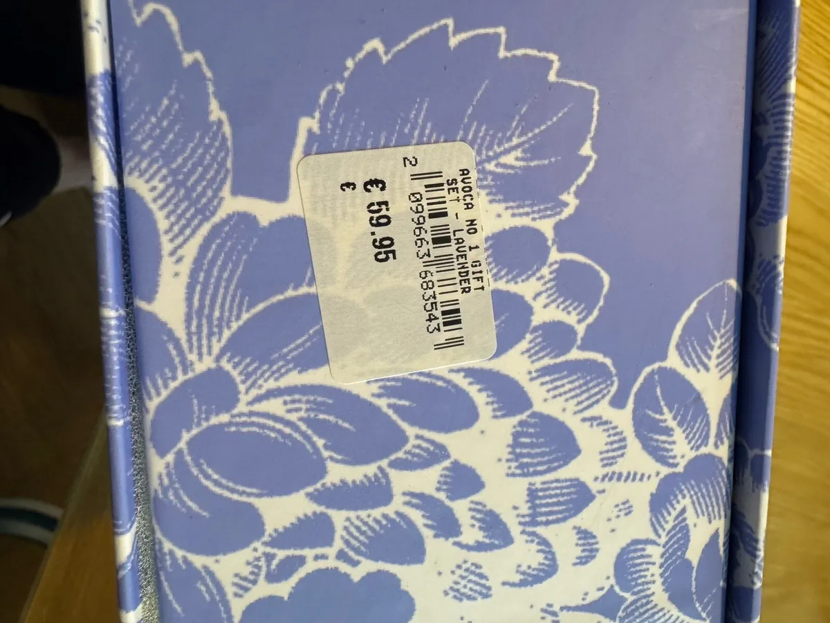 Avoca candle and diffuser set - Image 3