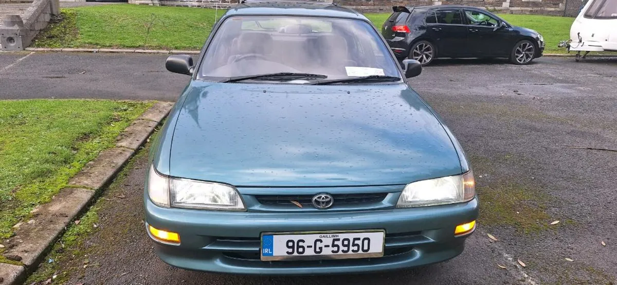 Toyota corolla - Image 1