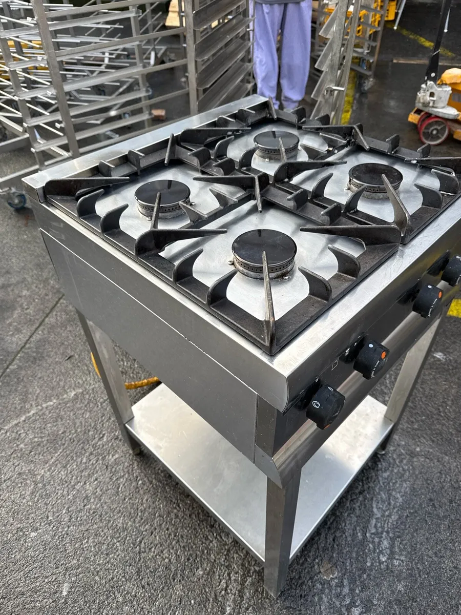 •	commercial gas cooker - Image 2