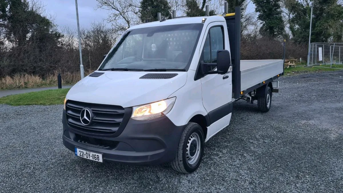 2022 mercedes sprinter automatic dropside - Image 1