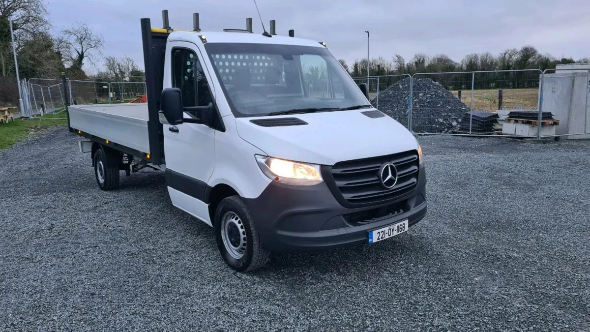 2022 mercedes sprinter automatic dropside - Image 2
