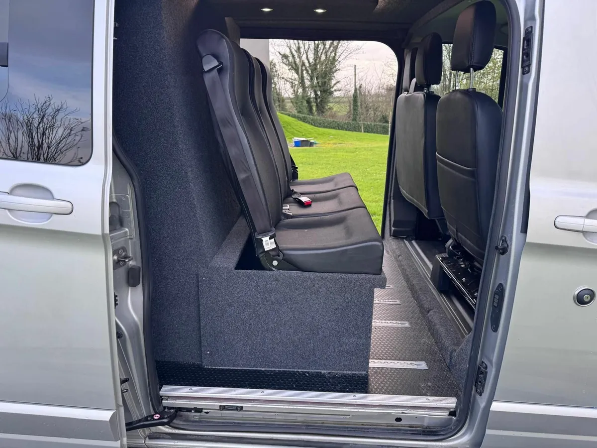 Ford Transit Custom Limited Edition 300LWB 170BHP. - Image 4