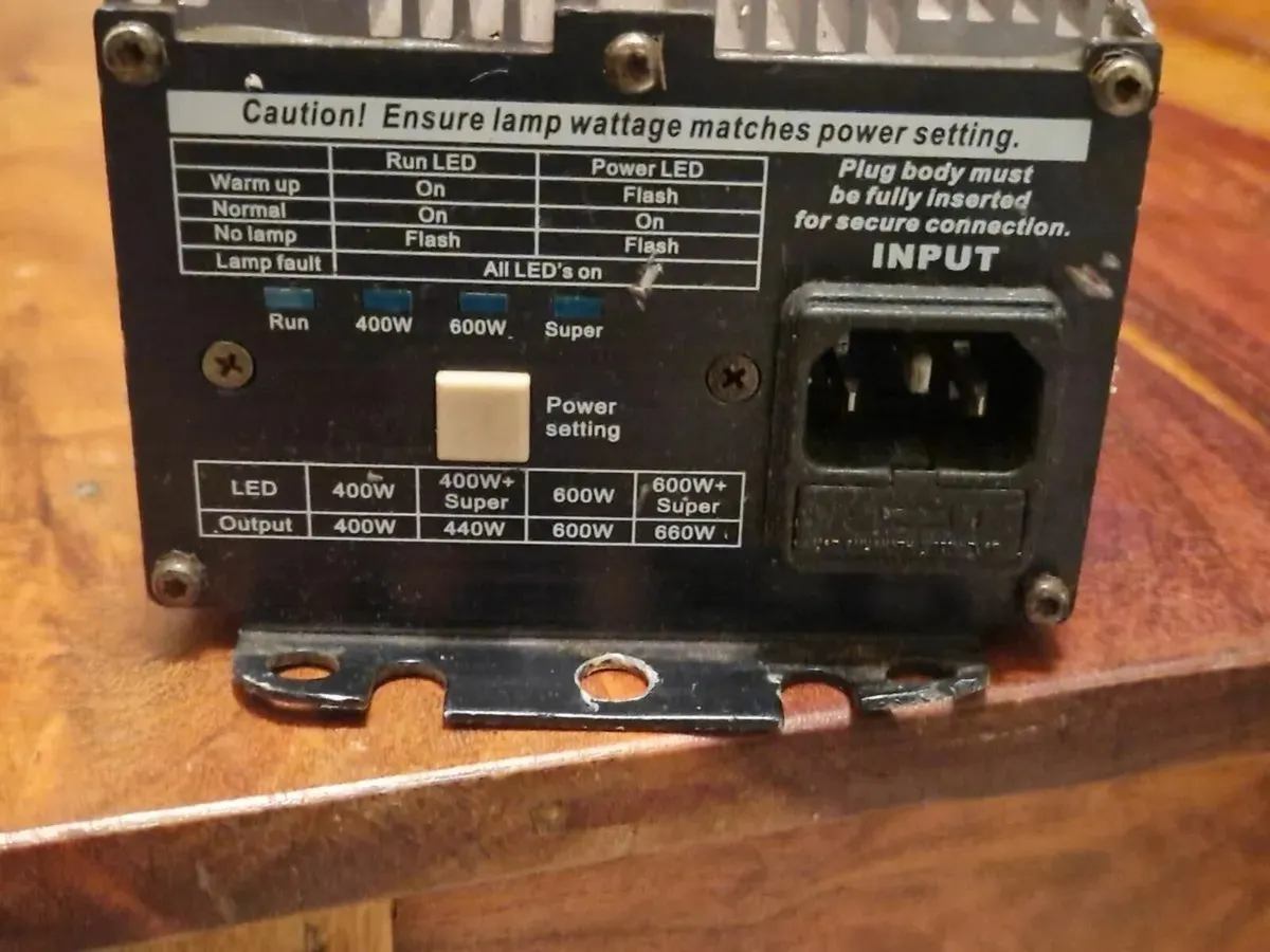 Maxibright DigiLight ProSelect Dimmable 600W Light - Image 3