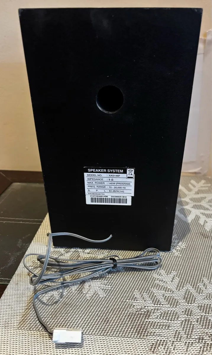 Lg xas146 f spekers and remote - Image 3