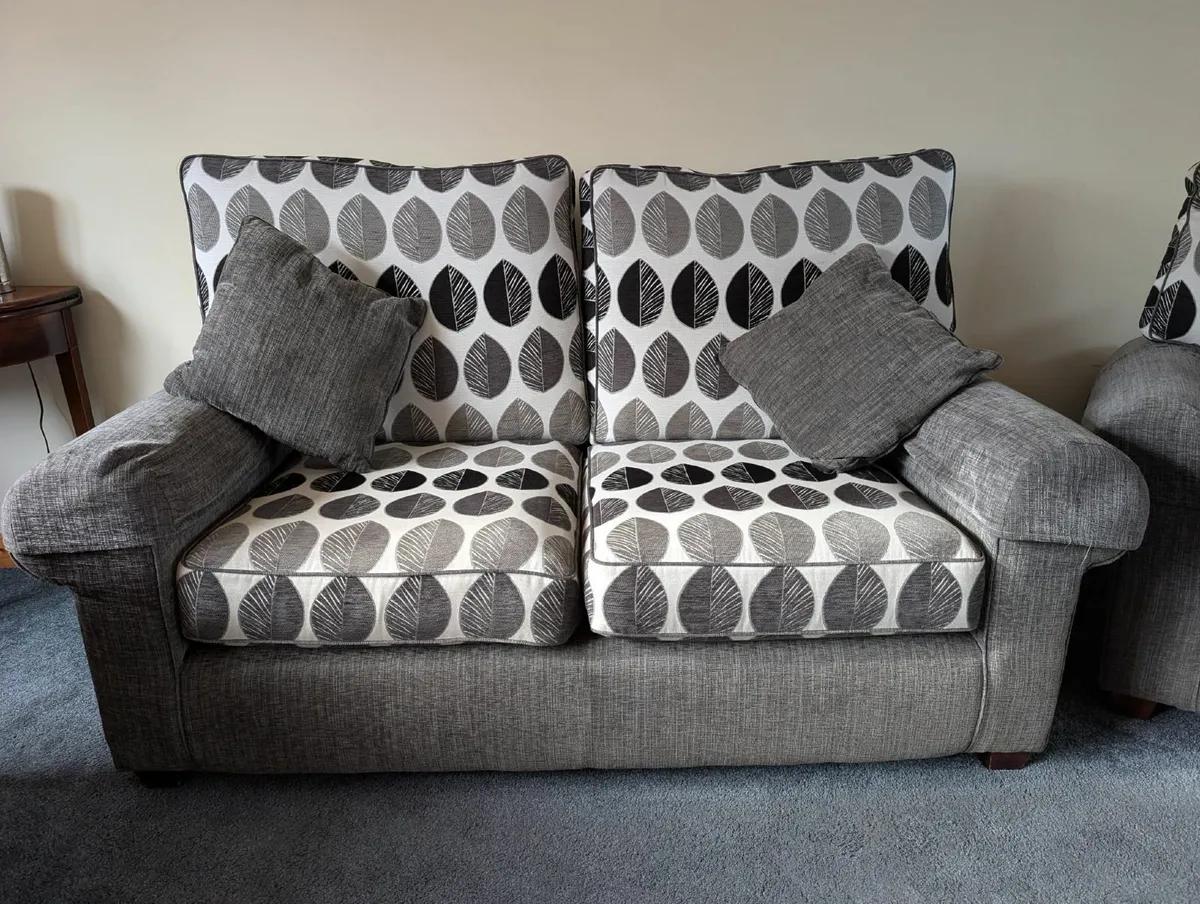 Couch and chairs - Image 1